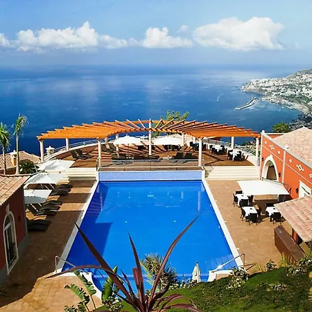 Apartment Village 3 Bed Sea View *